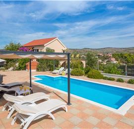 6 bedroom villa with pool in Milna, Brac Island sleeps 11